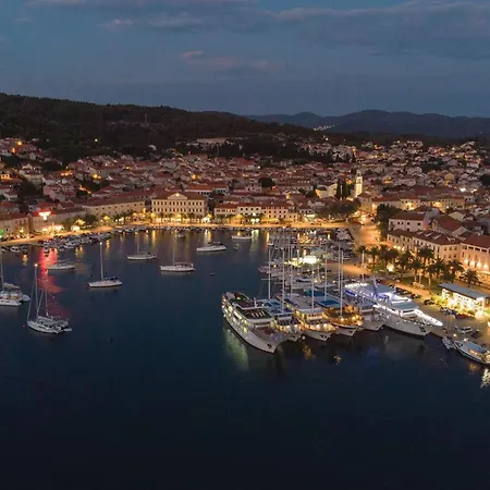 Stunning In With Wifi Vela Luka